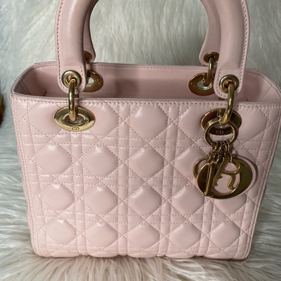 Lady Dior handbag - Picture 4 of 17